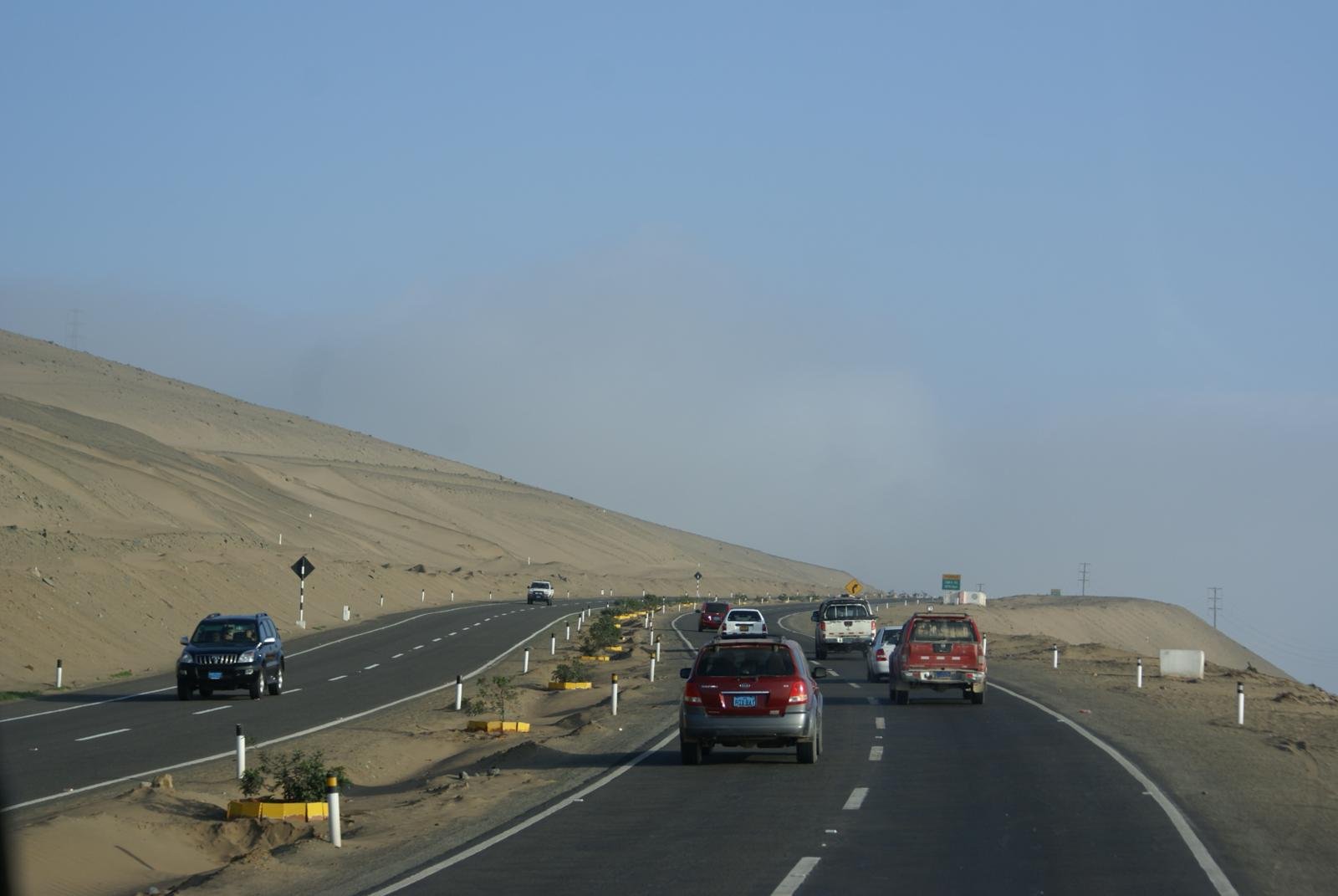 Lima-Caral-Casma 2D - PanAmerican Highway - Huaral.jpg