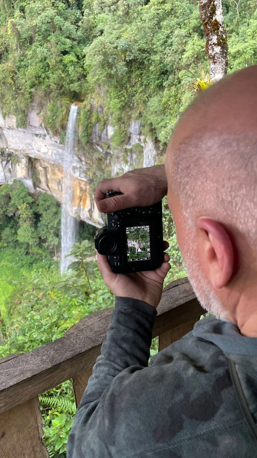 Oleksyshyn x 1 - Chachapoyas - Yumbilla Falls from Viewpoint.jpeg