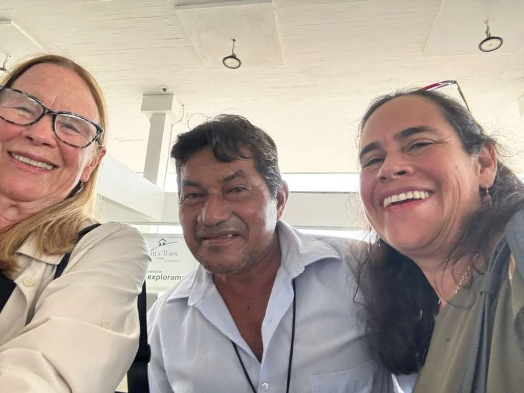 Iquitos Airport with Guide, Orlando