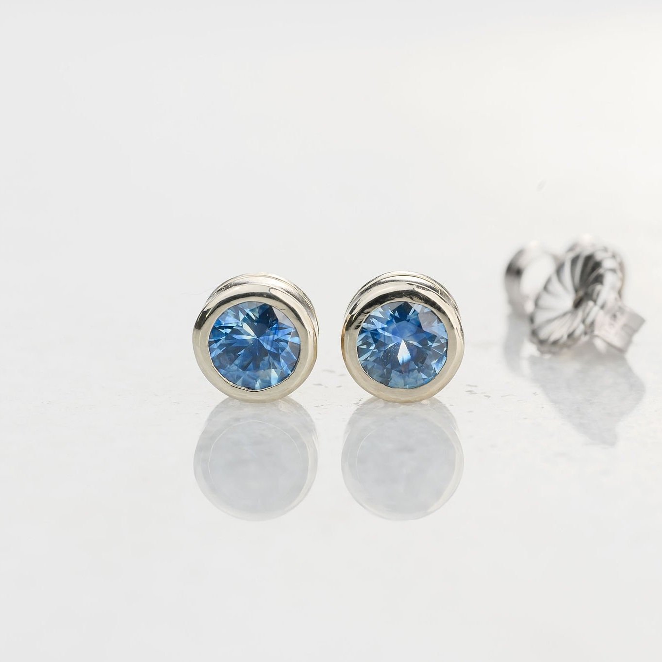 Teal Green Montana Sapphire Stud Earrings 14k Gold – Melt'm Jewelry
