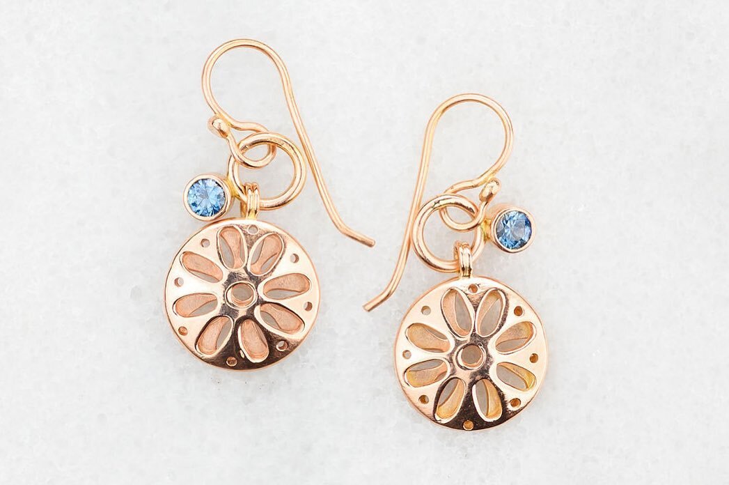 Pretty in Pink.  #montanasapphire #rosegold #signatureearrings #ariojewelry #hancraftedjewelry #madeinmontanausa #bigskytowncenter #montanajeweler #ooakjewelry #sapphireearrings #mountainlifestyle #luxe #bohochic #finejewelry