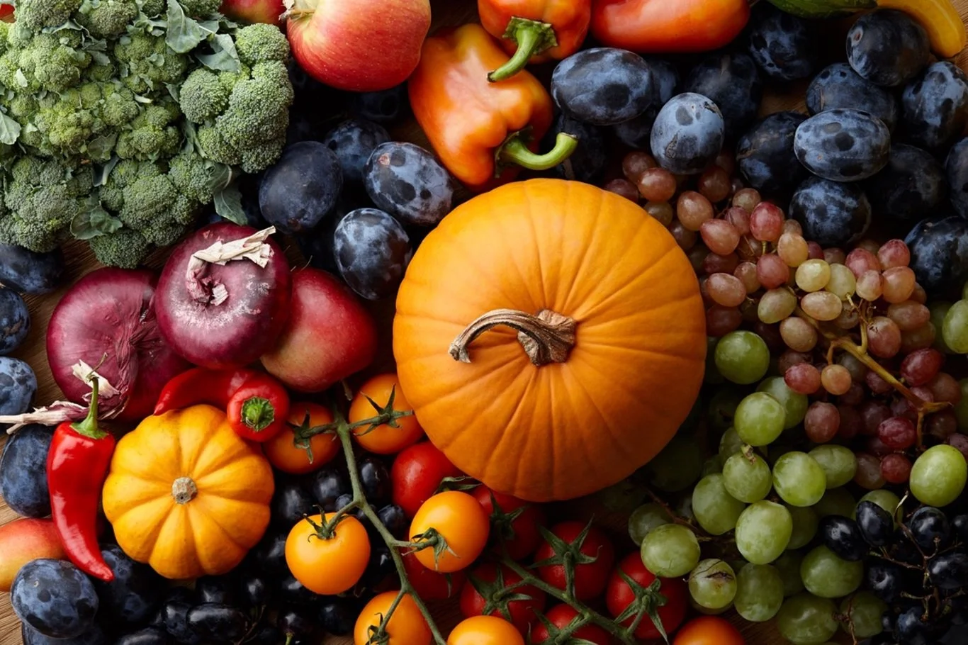 Fall Into Flavor: How Seasonal Eating Boosts Your Health, Wallet, and Workouts