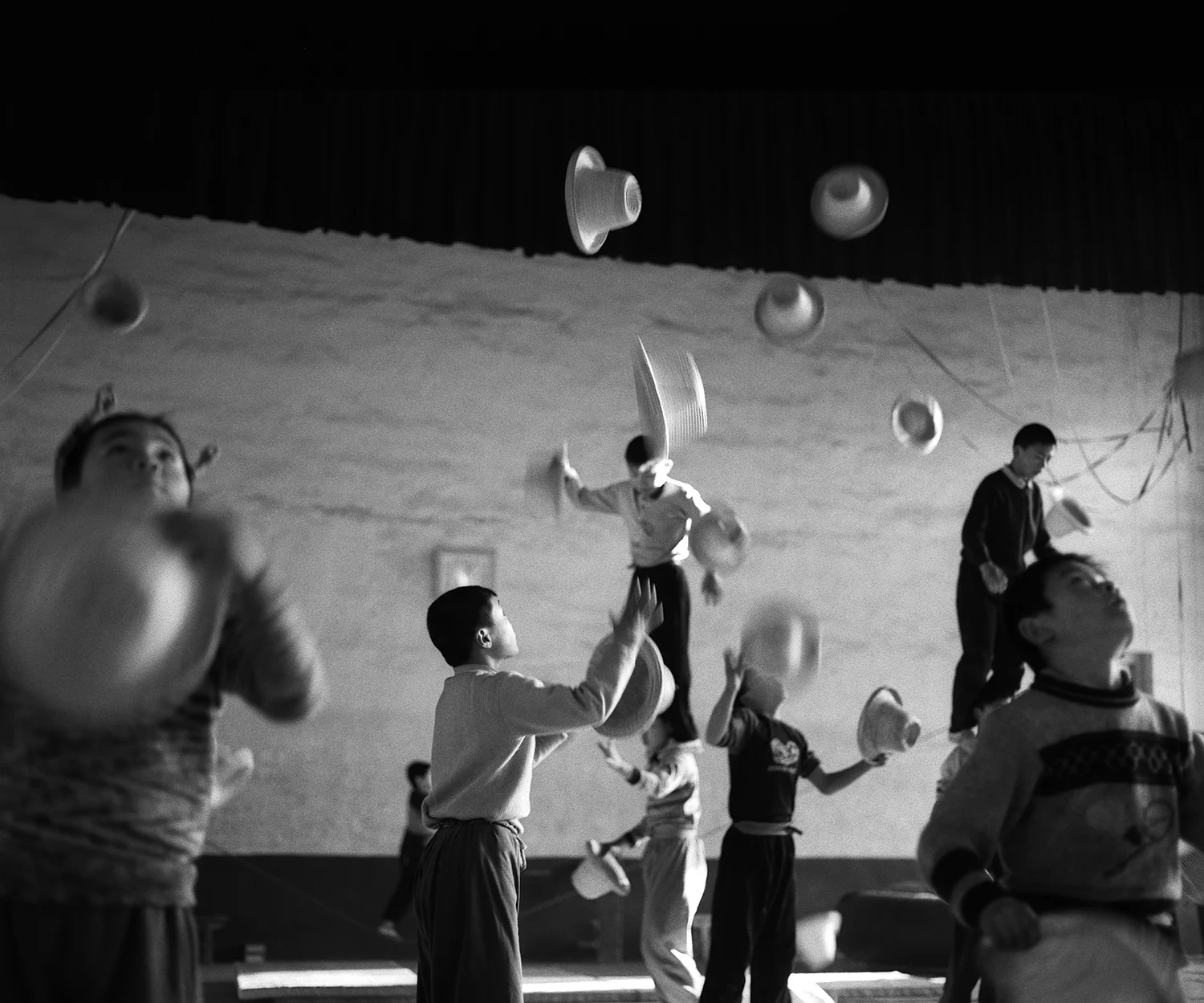 JUGGLING HATS