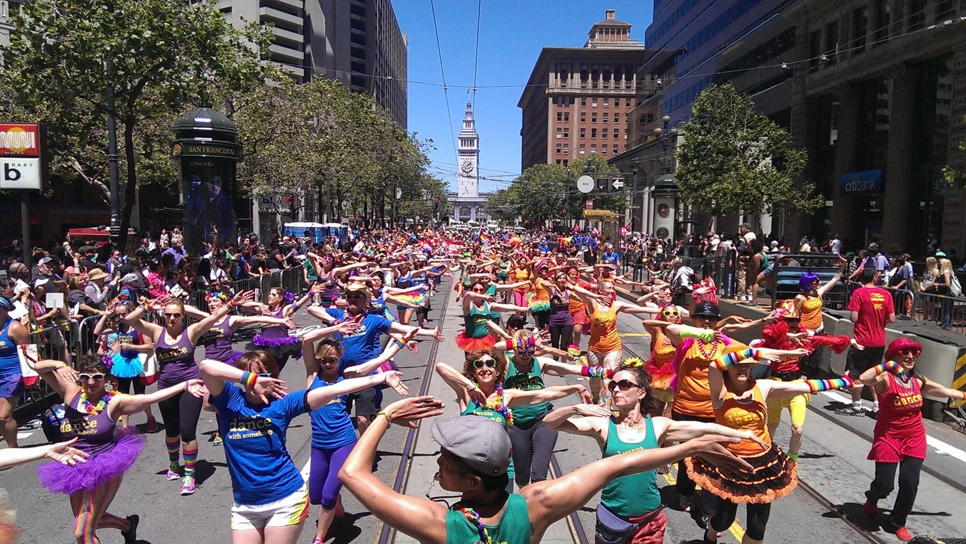 Pride2014ferrybldg.jpg