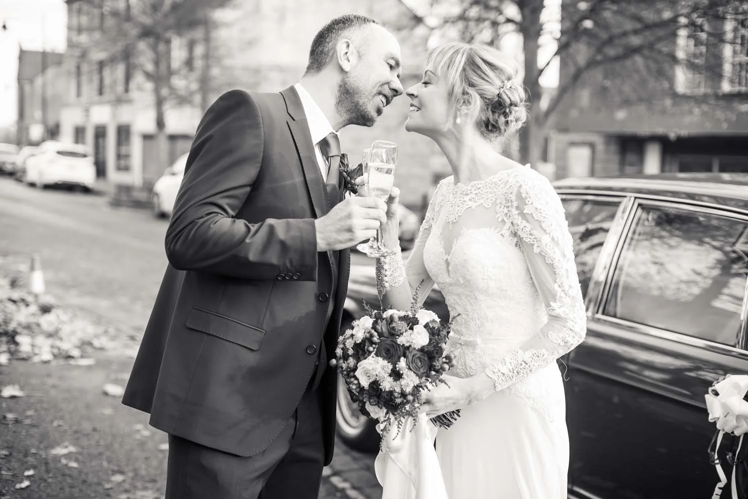 Jennifer and Micheal (170 of 259).jpg