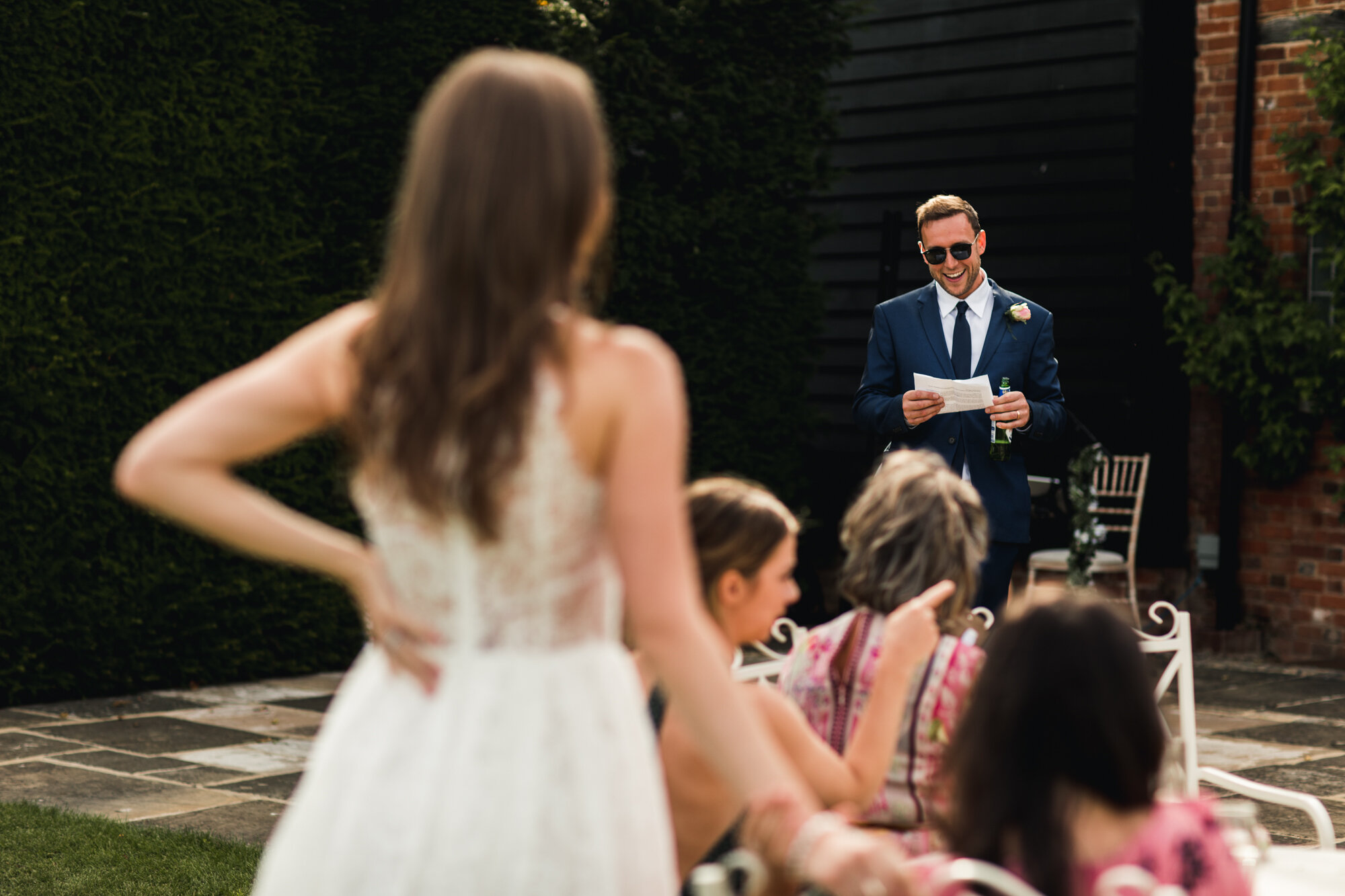outdoor wedding speeches, relaxed wedding, outdoor wedding