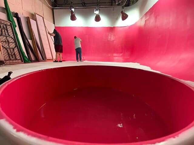 Client: &ldquo;Can you paint the studio Mean Girls Pink?&rdquo;
Us: Sure.
#meangirls #meangirlsbroadway #meangirlspink #setlife #nycproduction