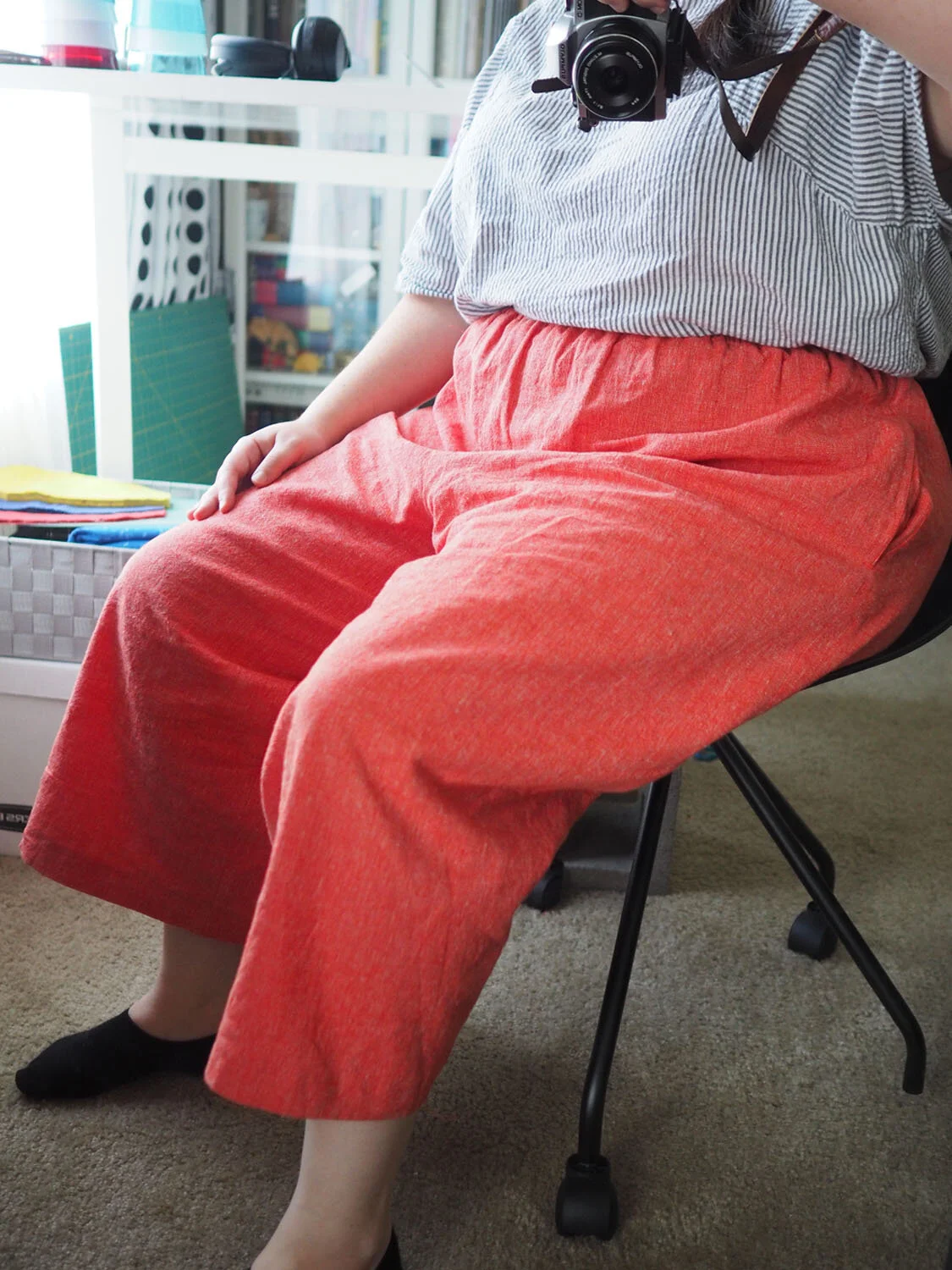  Seated 3/4 view of the finished culottes 