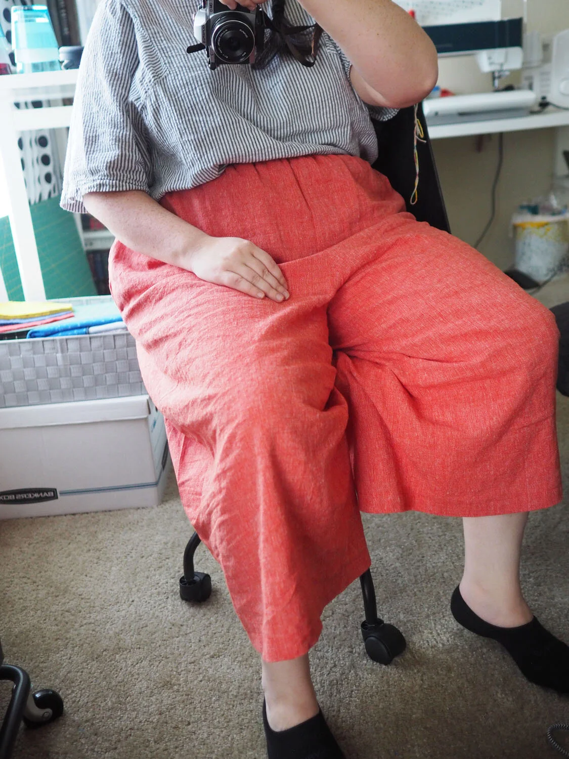  Seated 3/4 view of the finished culottes 