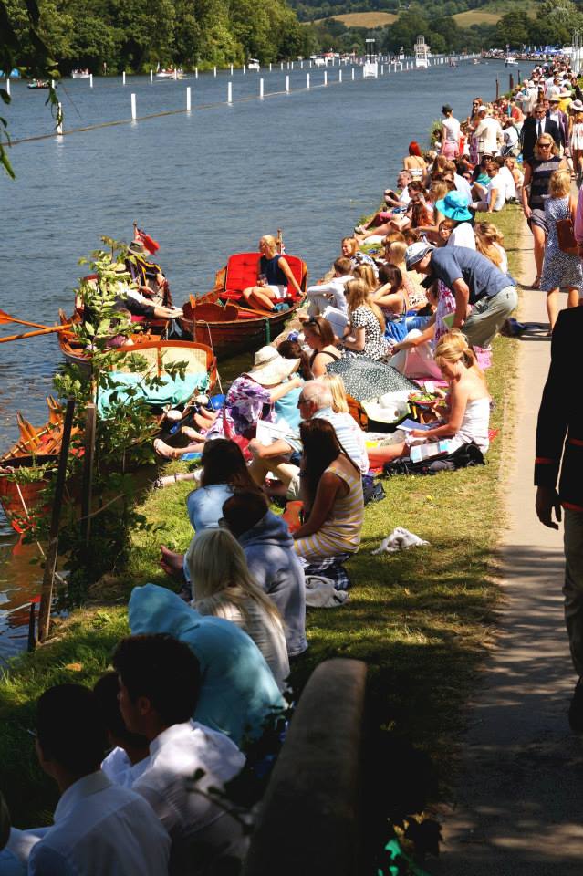 Henley-Spectators-14.jpg
