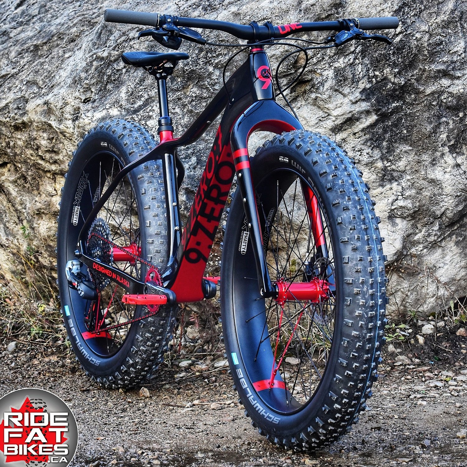 9zero7 LYNX red - custom built by RideFATBikes,ca - Fat Bikes in Canada.jpg