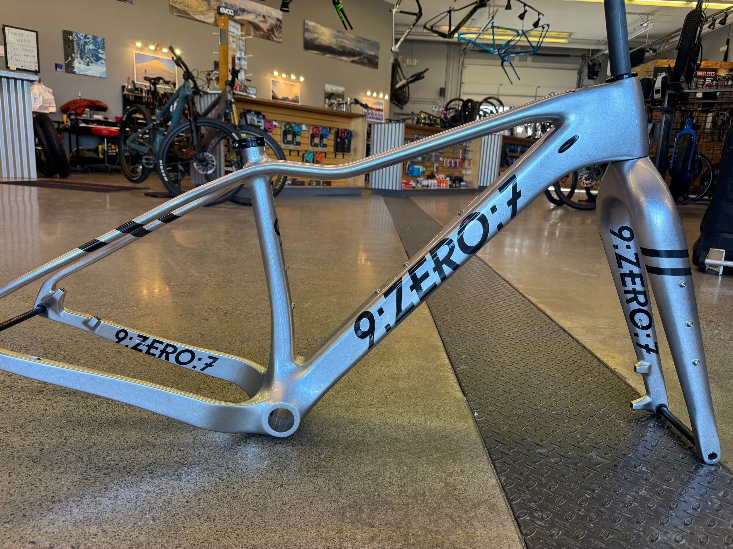 9:zero:7 Lynx v2 - Platinum