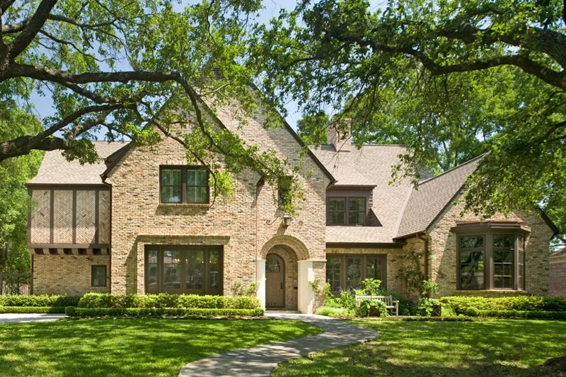 Old-Lake-Residence-2010-800x533.jpg