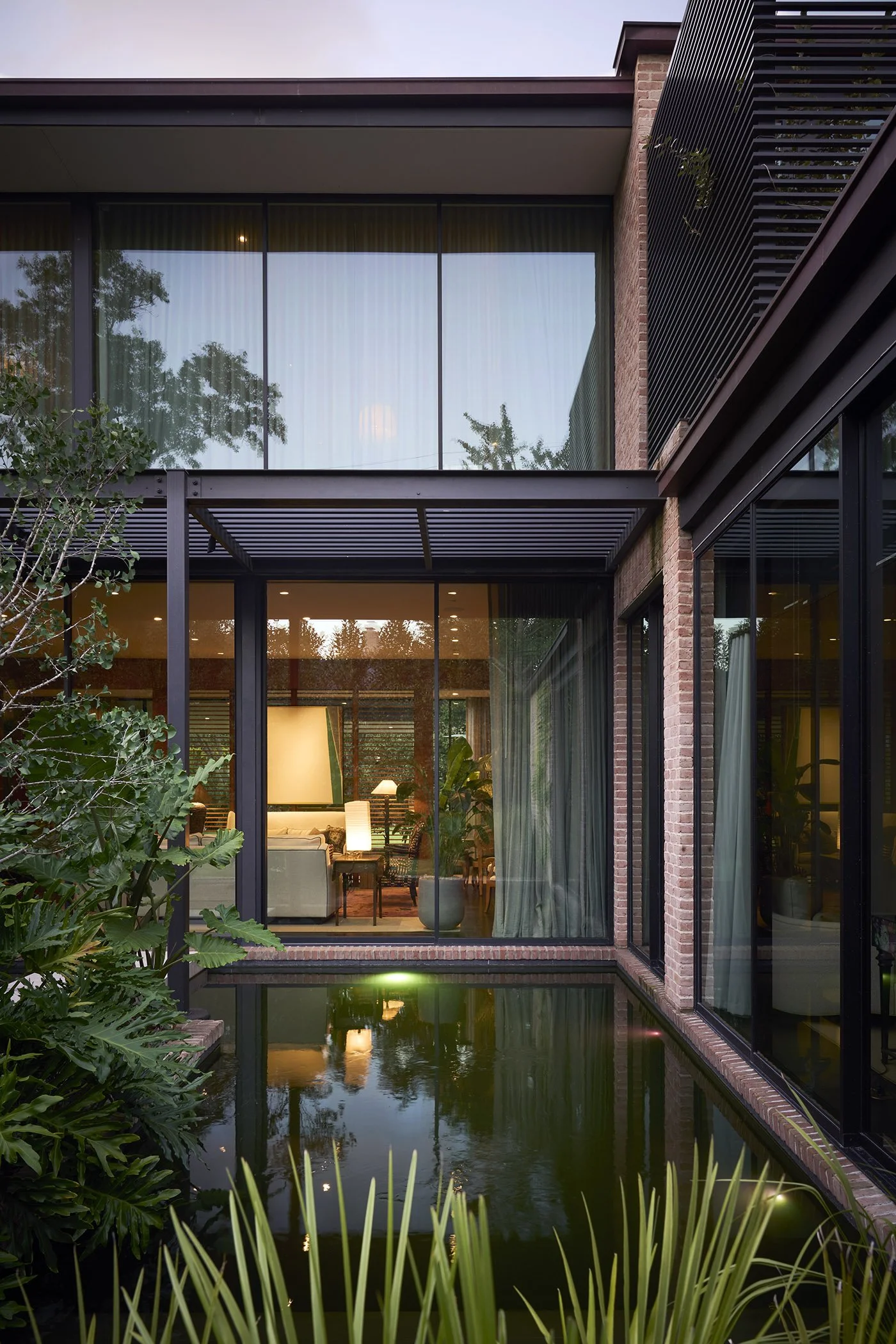 Knollwood_Exterior_v13.jpg