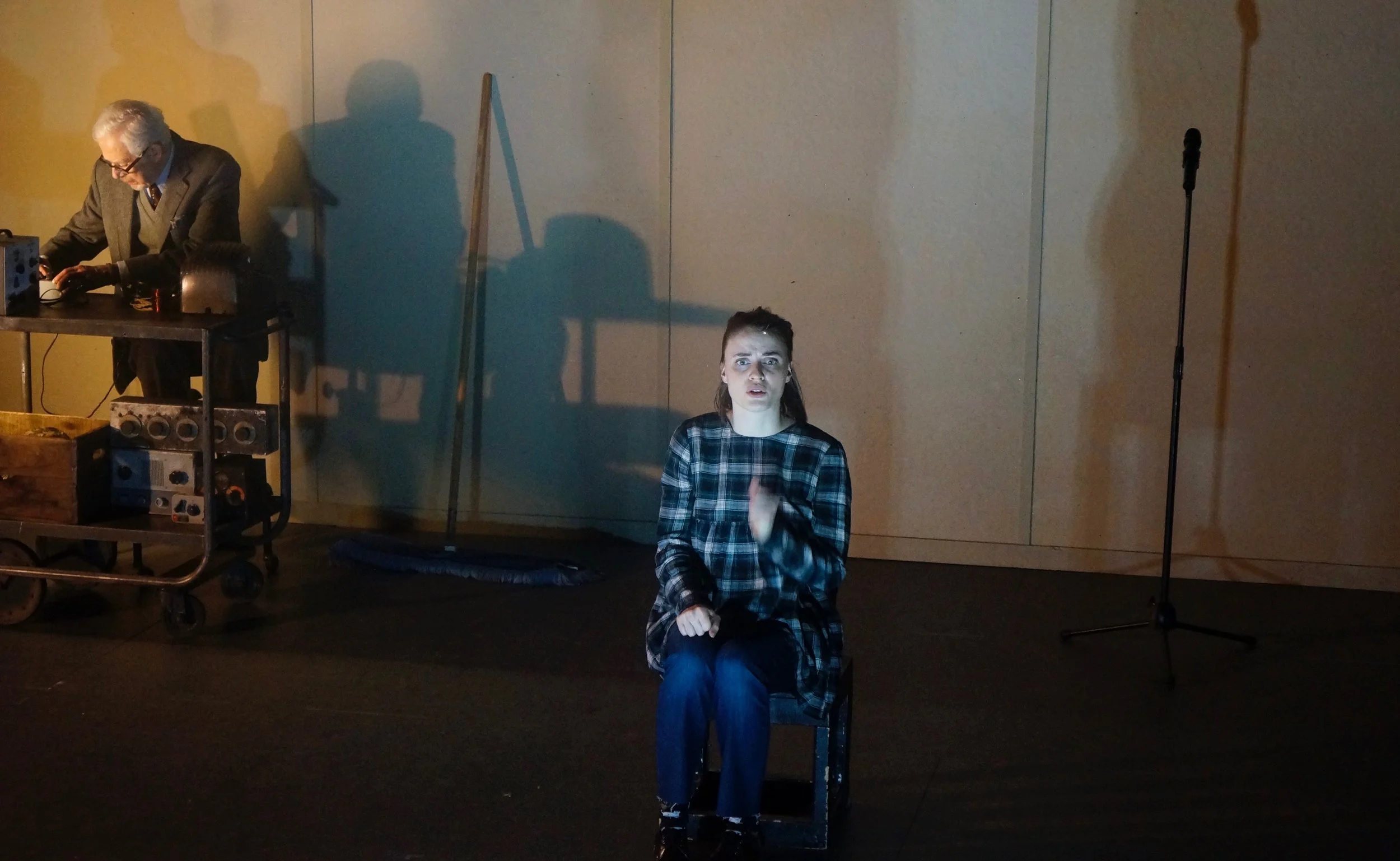 Jim Himmelsbach and Susannah Stahlmann; lights: Kate McGee; set: Marsha Ginsberg