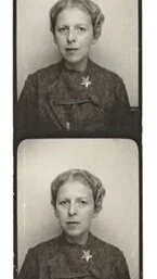 claude-cahun-unique-photo-booth-self-portrait.jpg