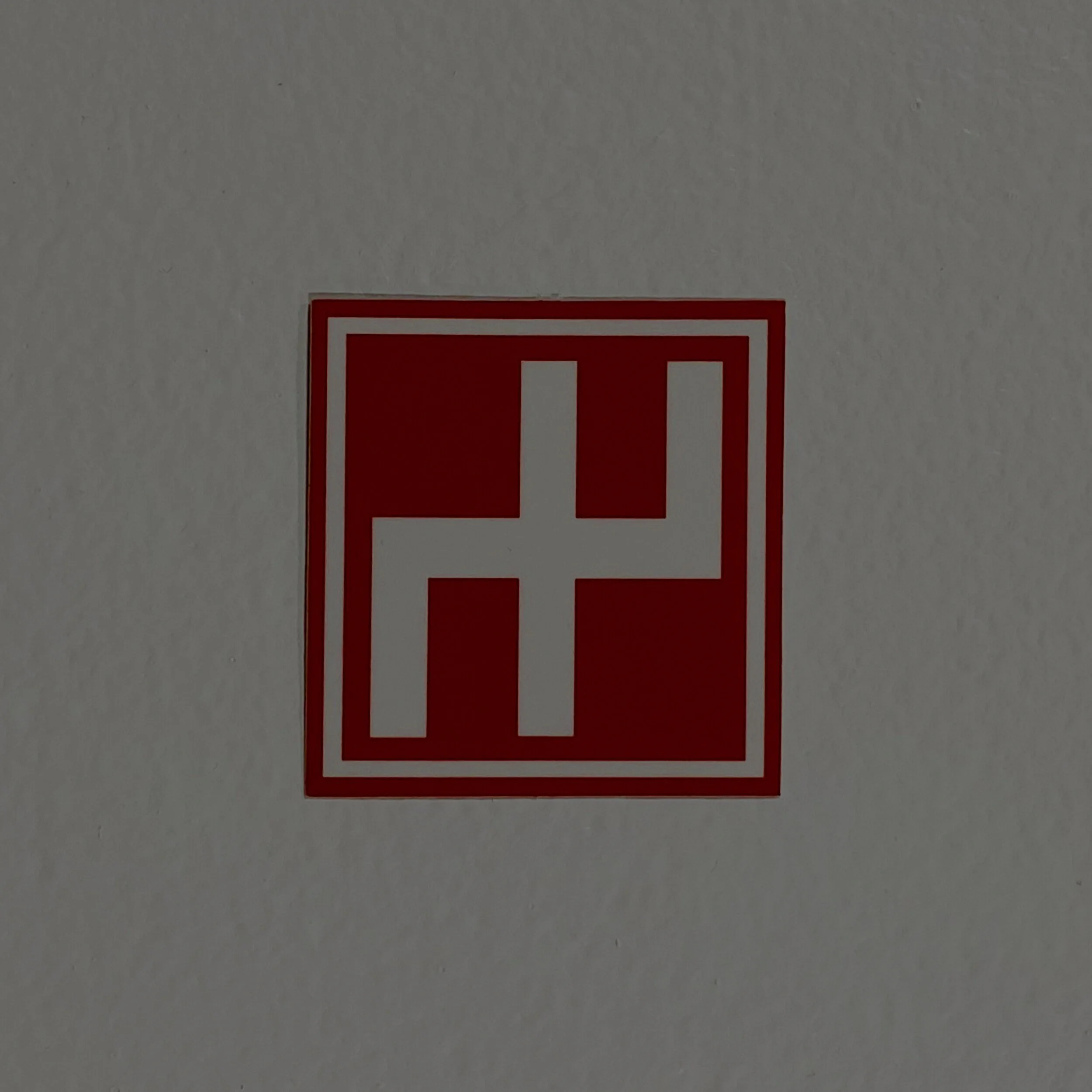 XAMBUCA Straightbar Sticker (Red &amp; White)