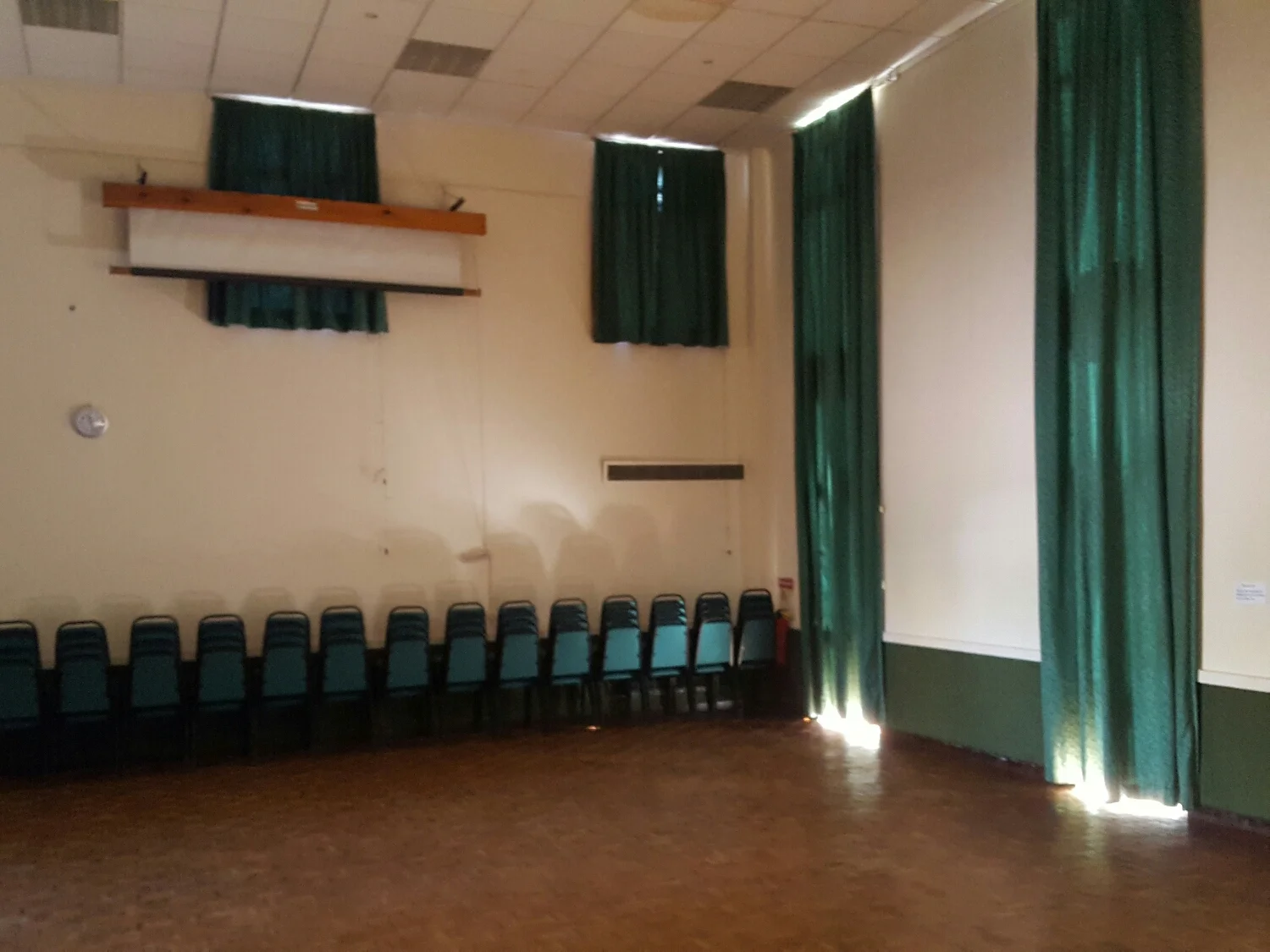 fire retardant spraying to curtains