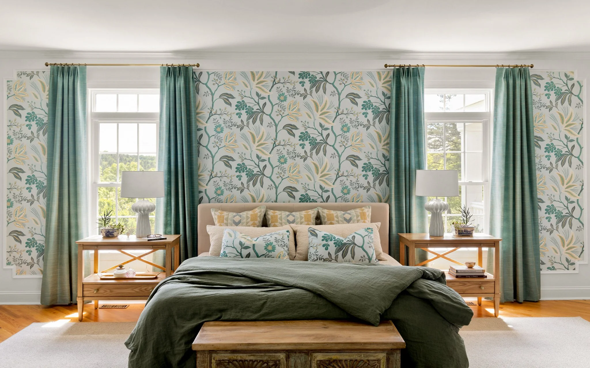 nest601_owner_suite_master_bedroom_luxury_home_interior_design_modern_regency_4.jpg