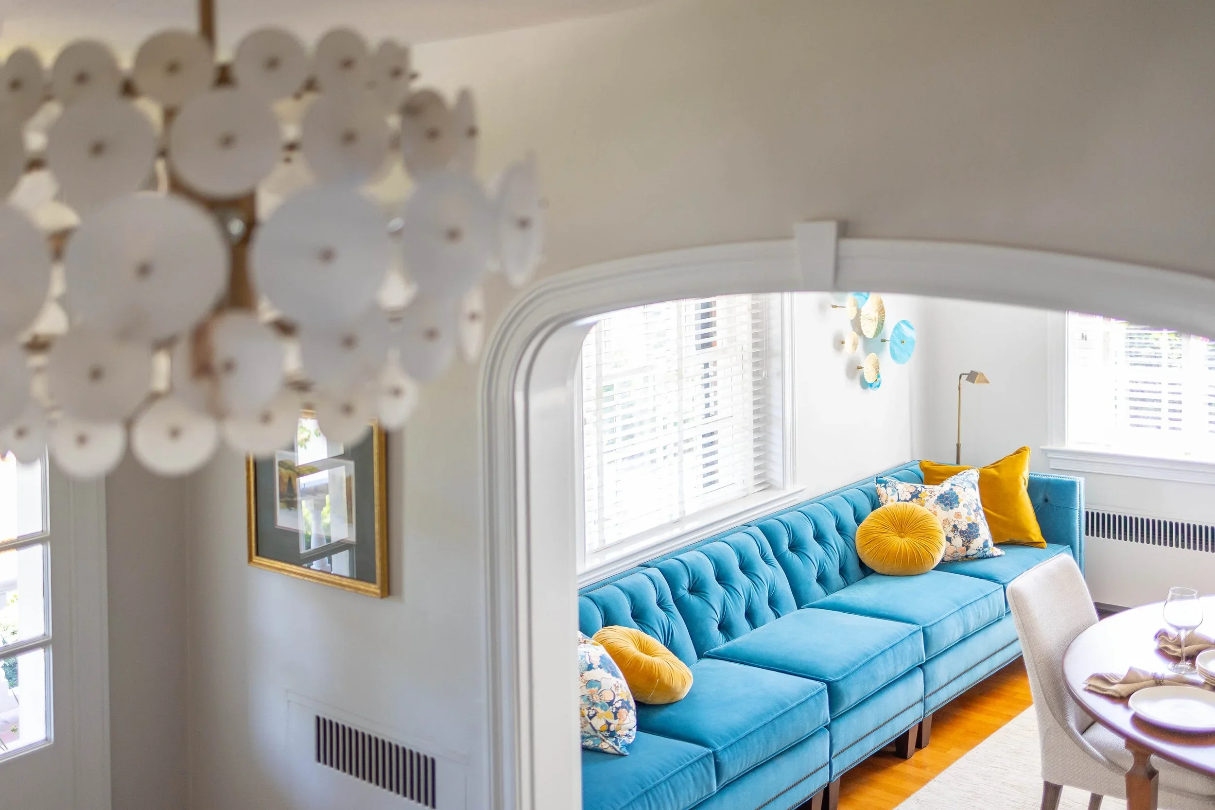 interior_designer_foyer_luxury_winchester_va.webp