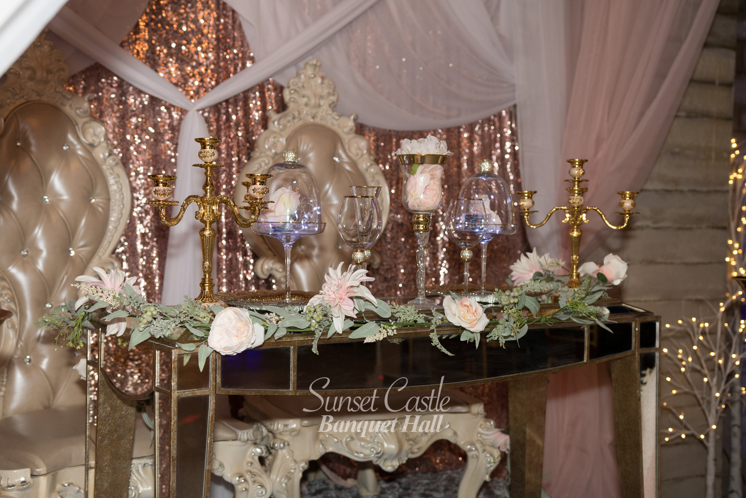 When it comes to your Quince, Sunset Castle offers everything you need to make your special day a dream come true. We offer a complete affordable package with everything included to celebrate with you every step of the way. Call us today to start planning your Quince like the princess you are.