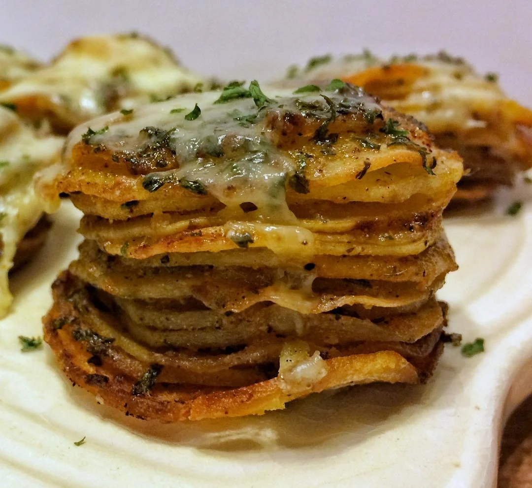 CHEESY POTATO STACKS