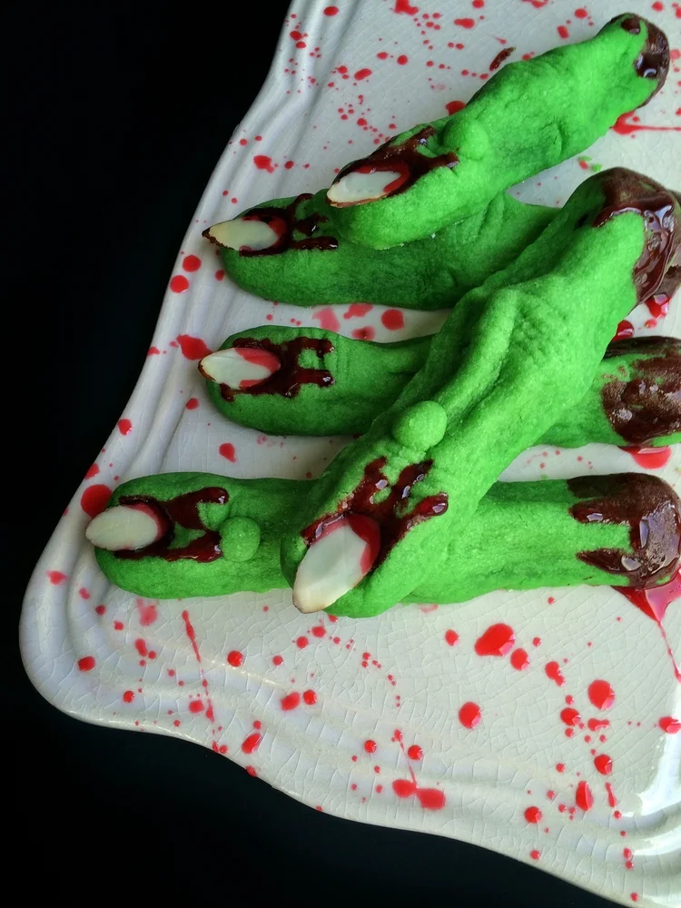WITCH FINGER COOKIES
