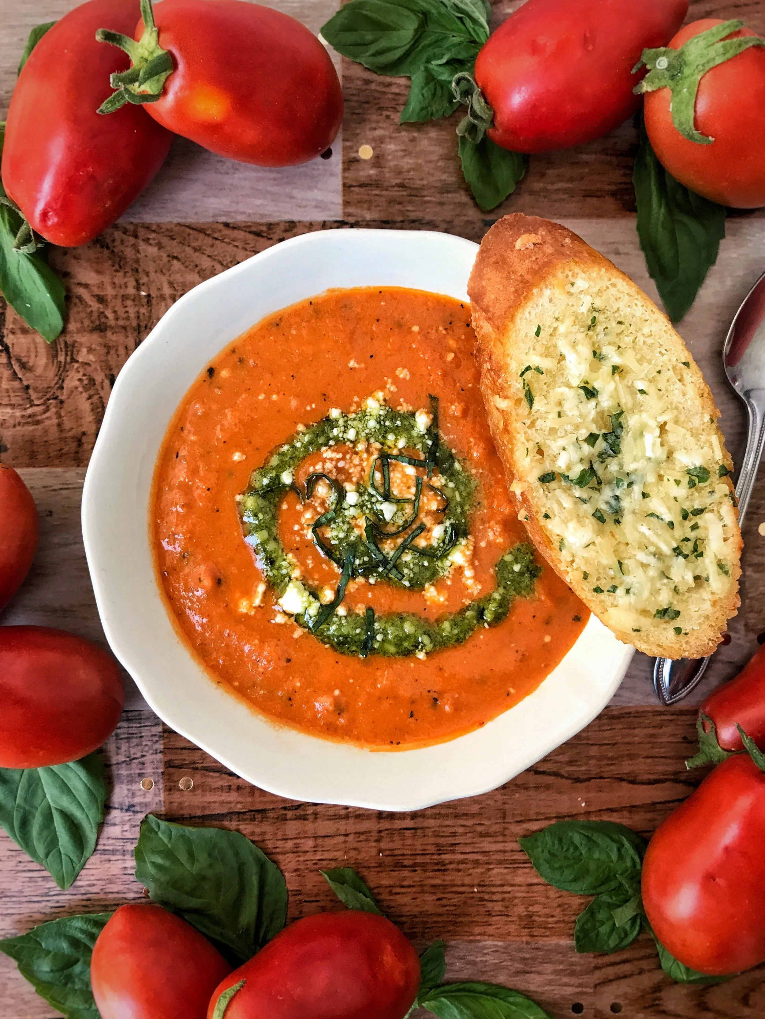 TOMATO PESTO SOUP WITH PARMESAN CROSTINI