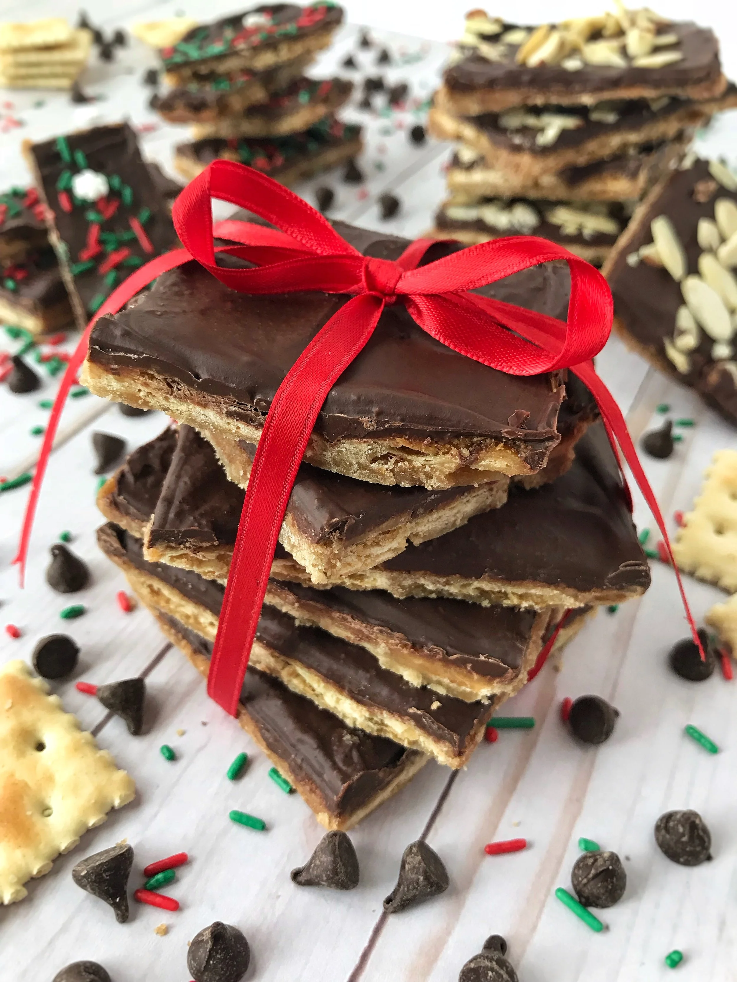 SALTINE TOFFEE BARS