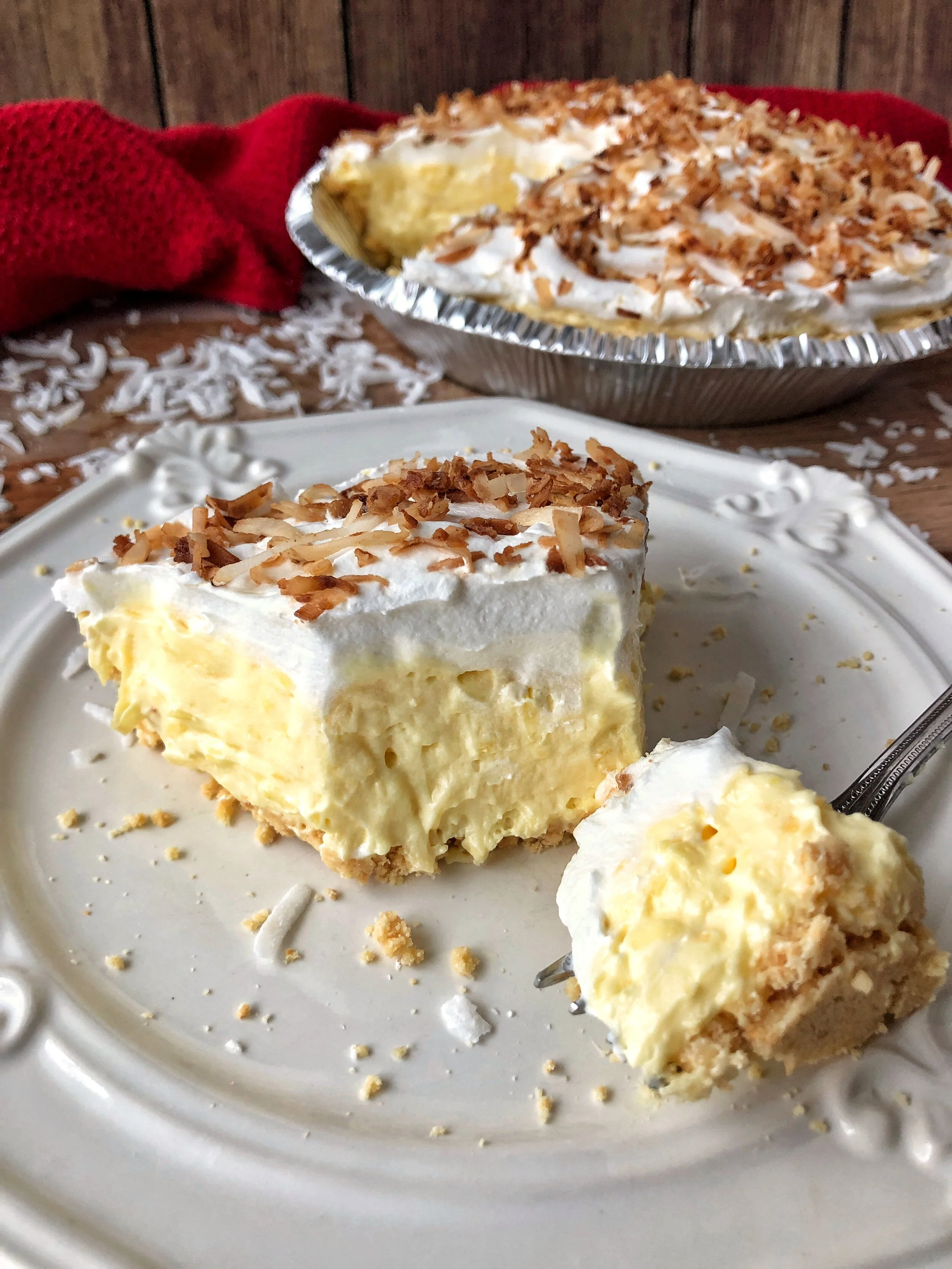 EASY COCONUT CREAM PIE