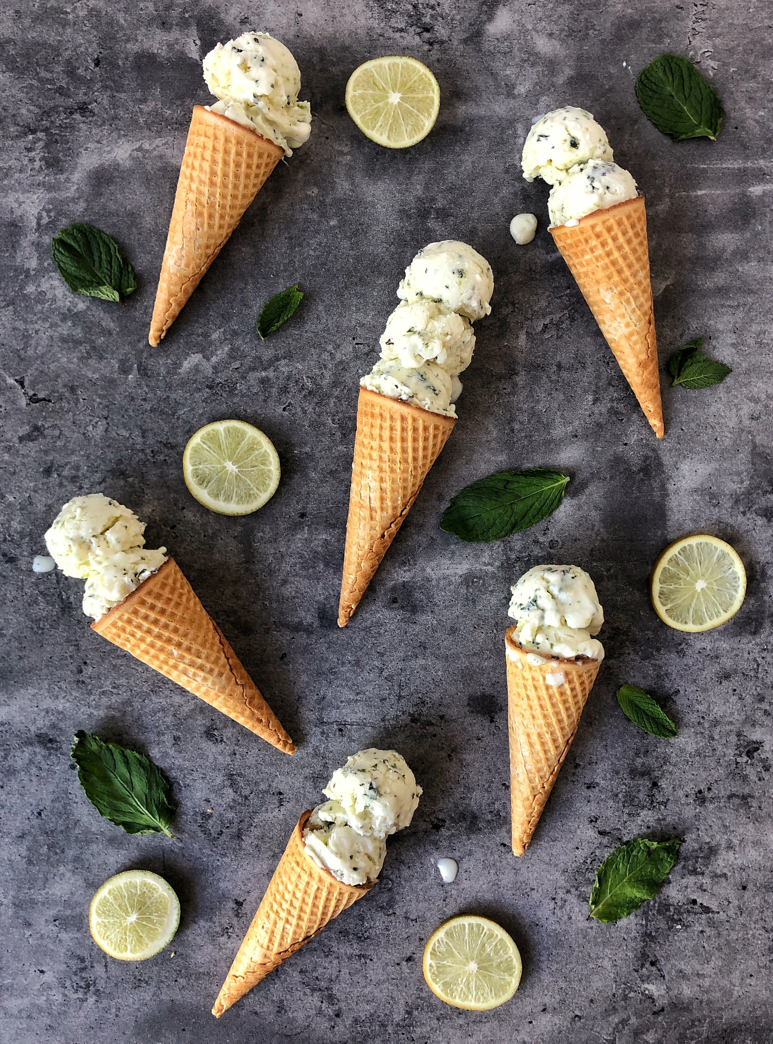 EASY MOJITO ICE CREAM