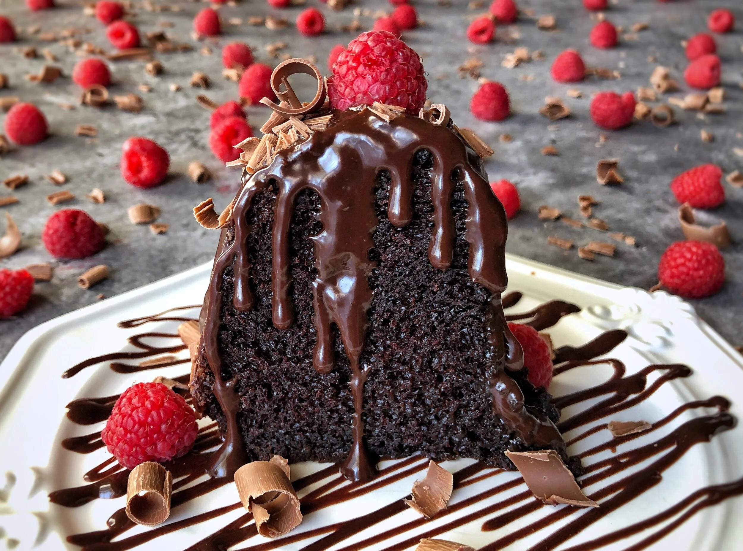 CHOCOLATE CAKE