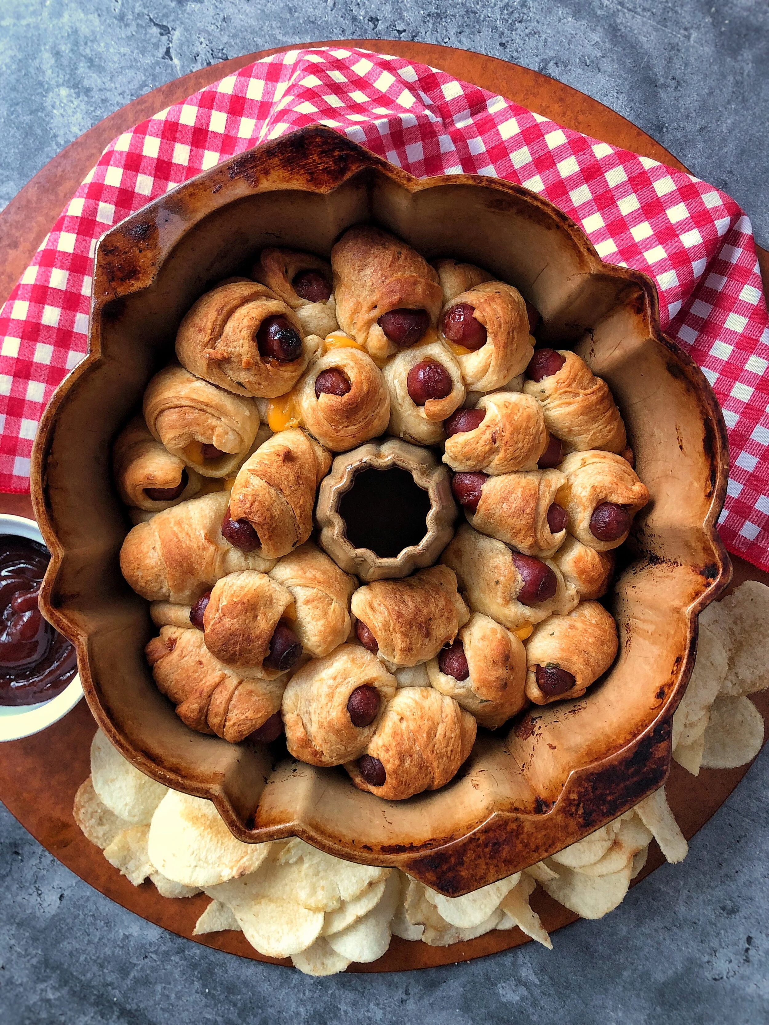 PULL APART PIGS IN A BLANKET