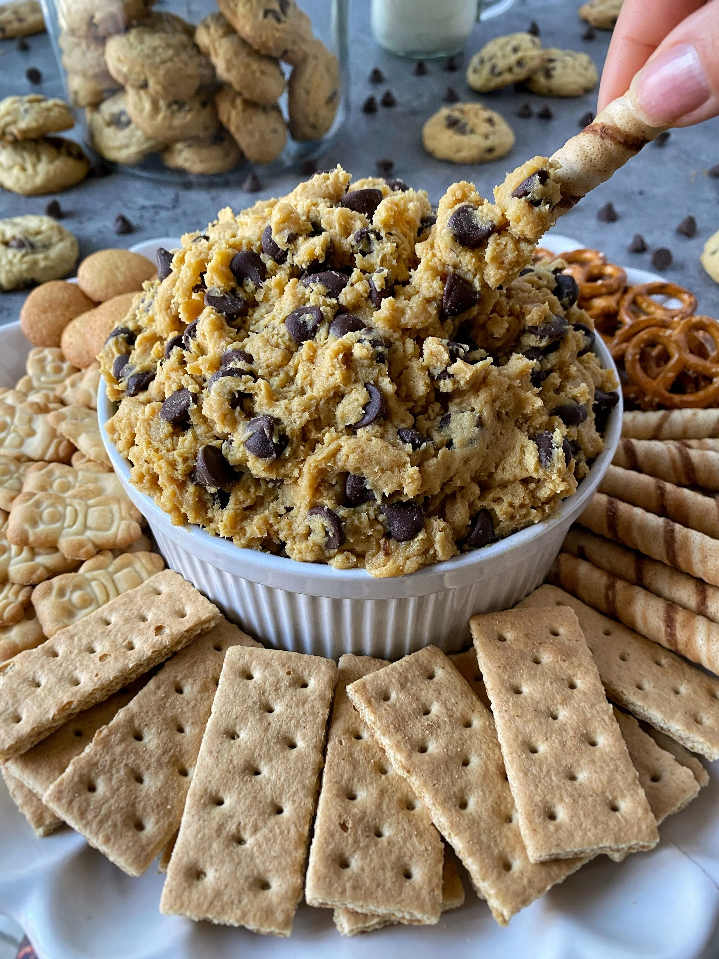 CHOCOLATE CHIP COOKIE DOUGH DIP