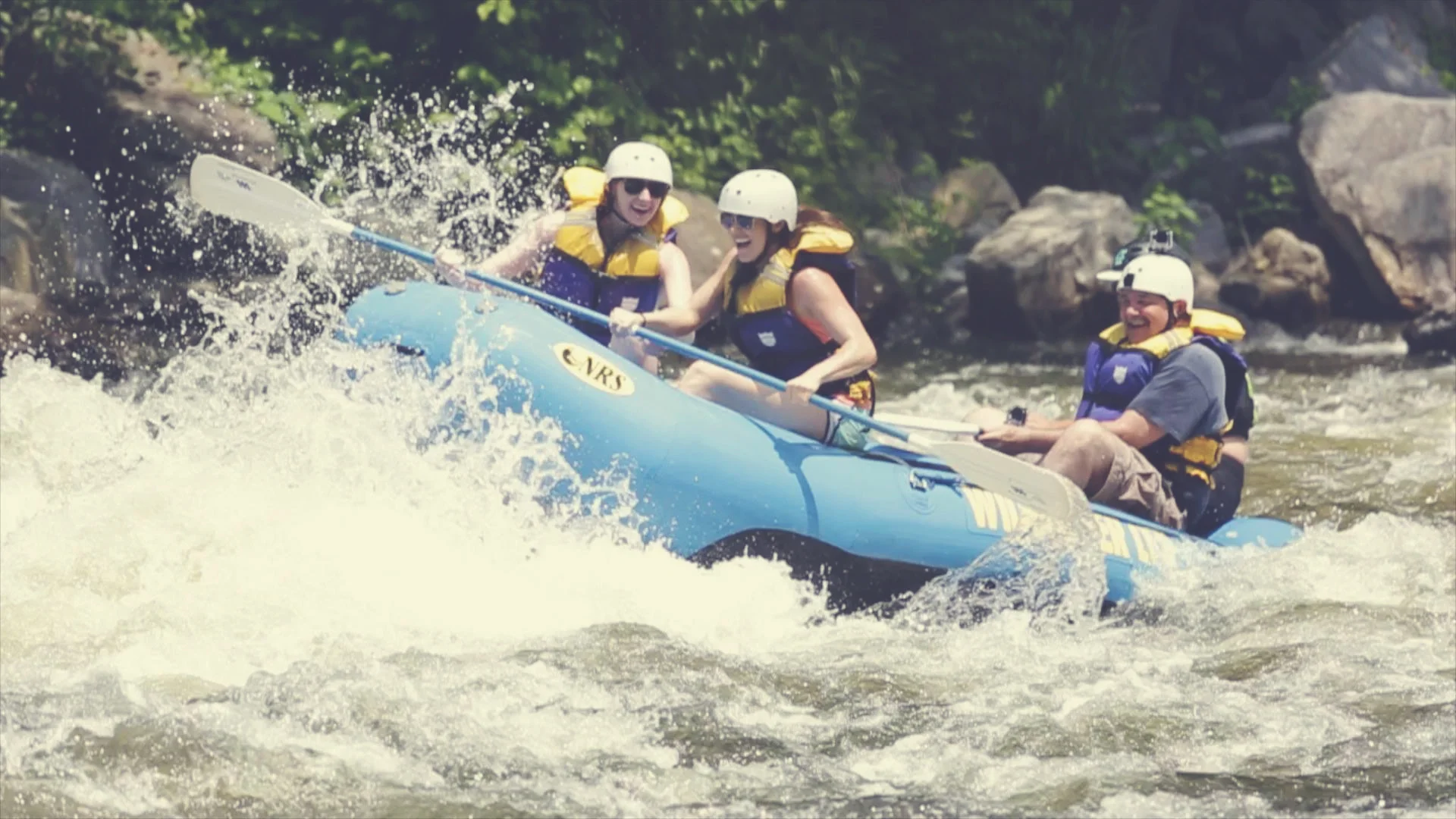 rafting.jpg