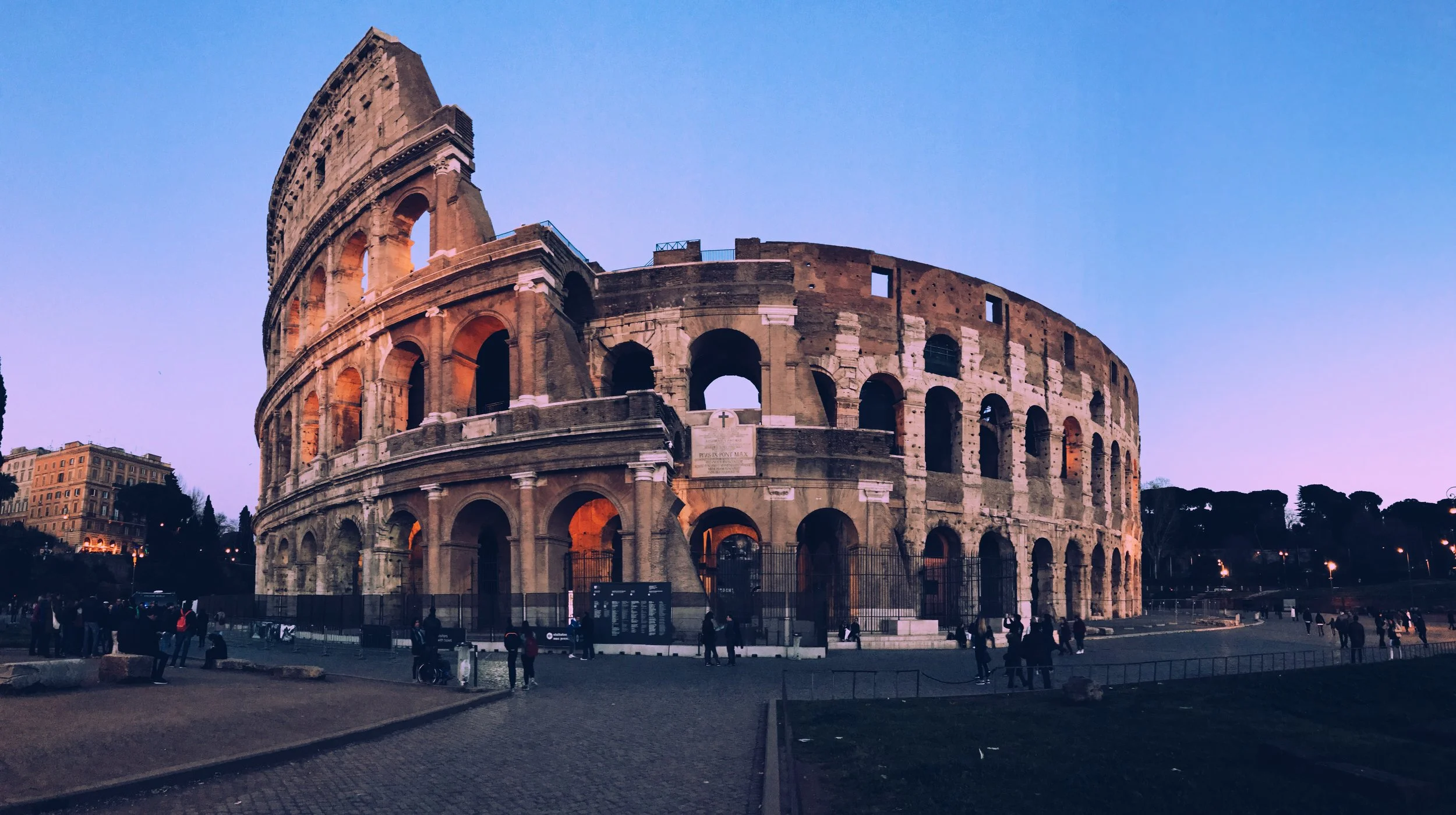 GLADIATORS & CITY DUSK
