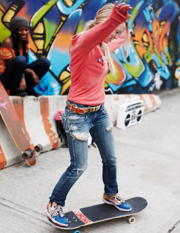 onken_120316BustinSkateGirls_664.jpg