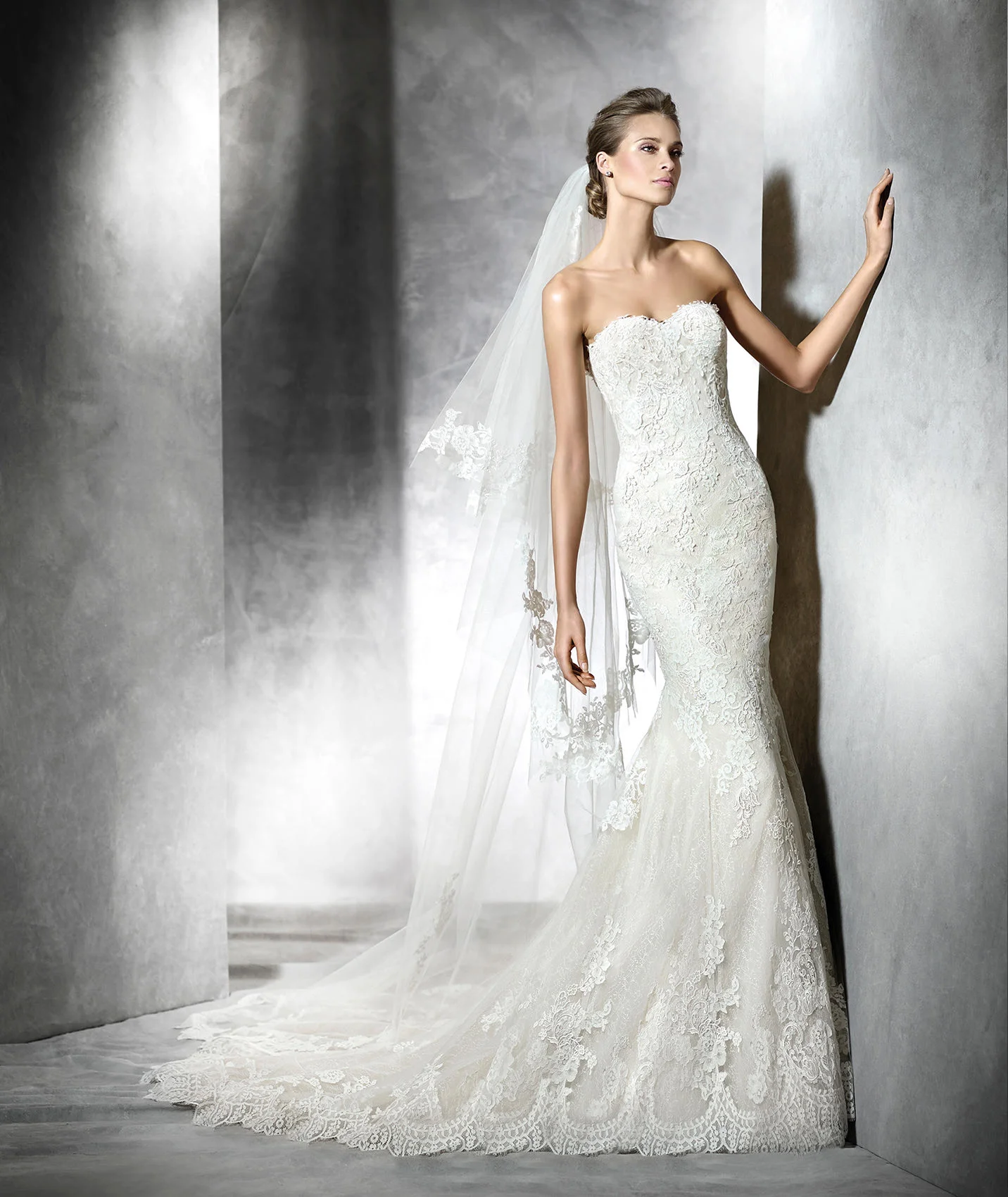pronovias princia veil