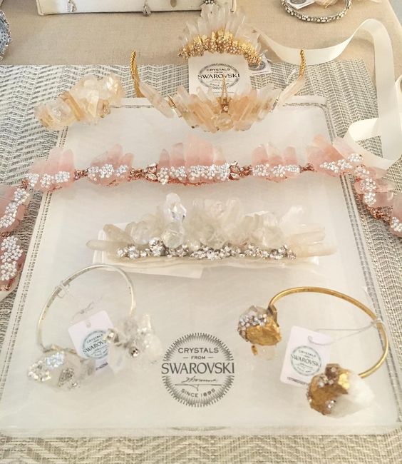 Photo via Haute Bride