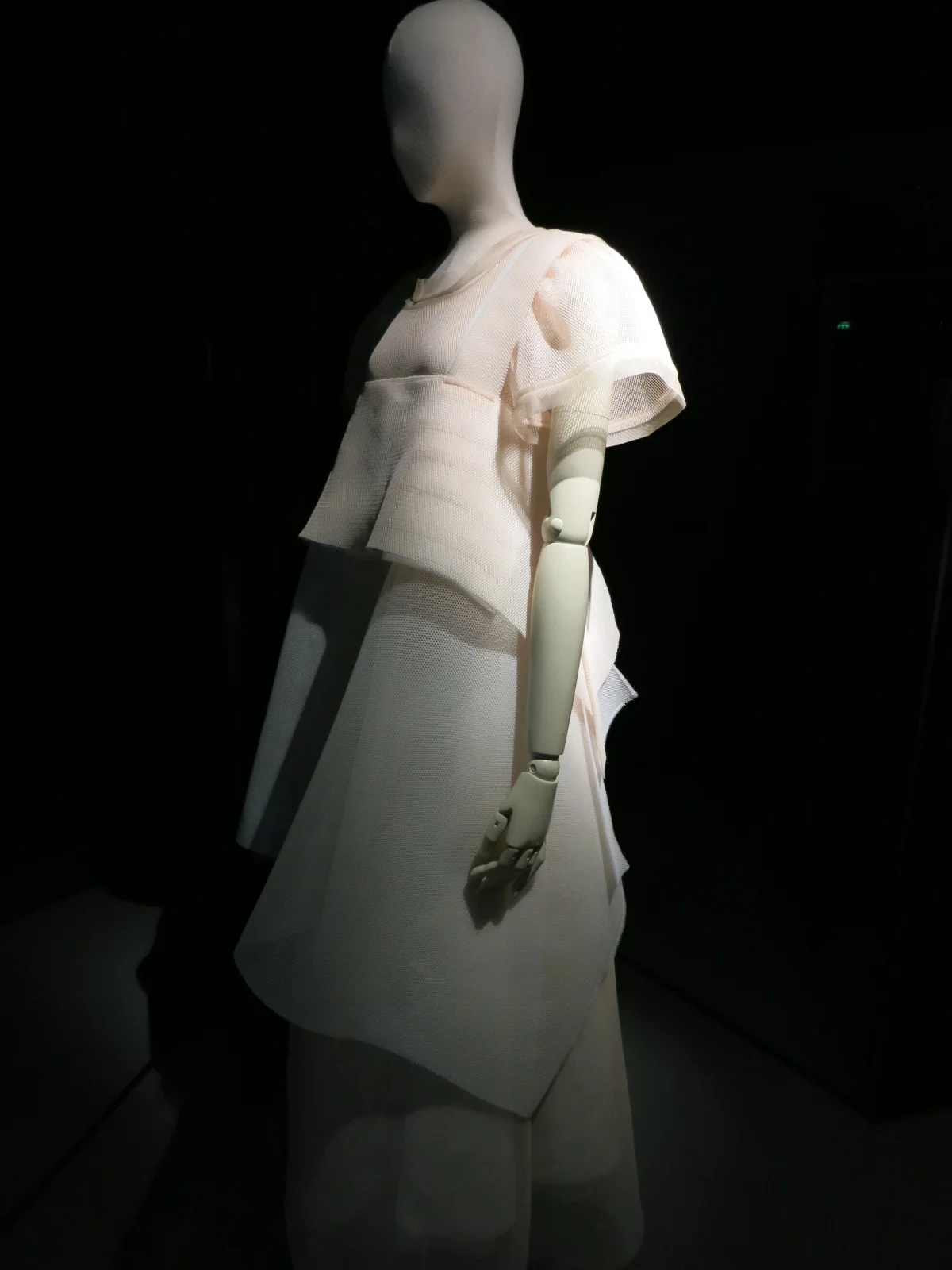 'Korea Now' exhibition at the Musee des Arts Decoratifs, Paris 2015. Design by Jin Teok