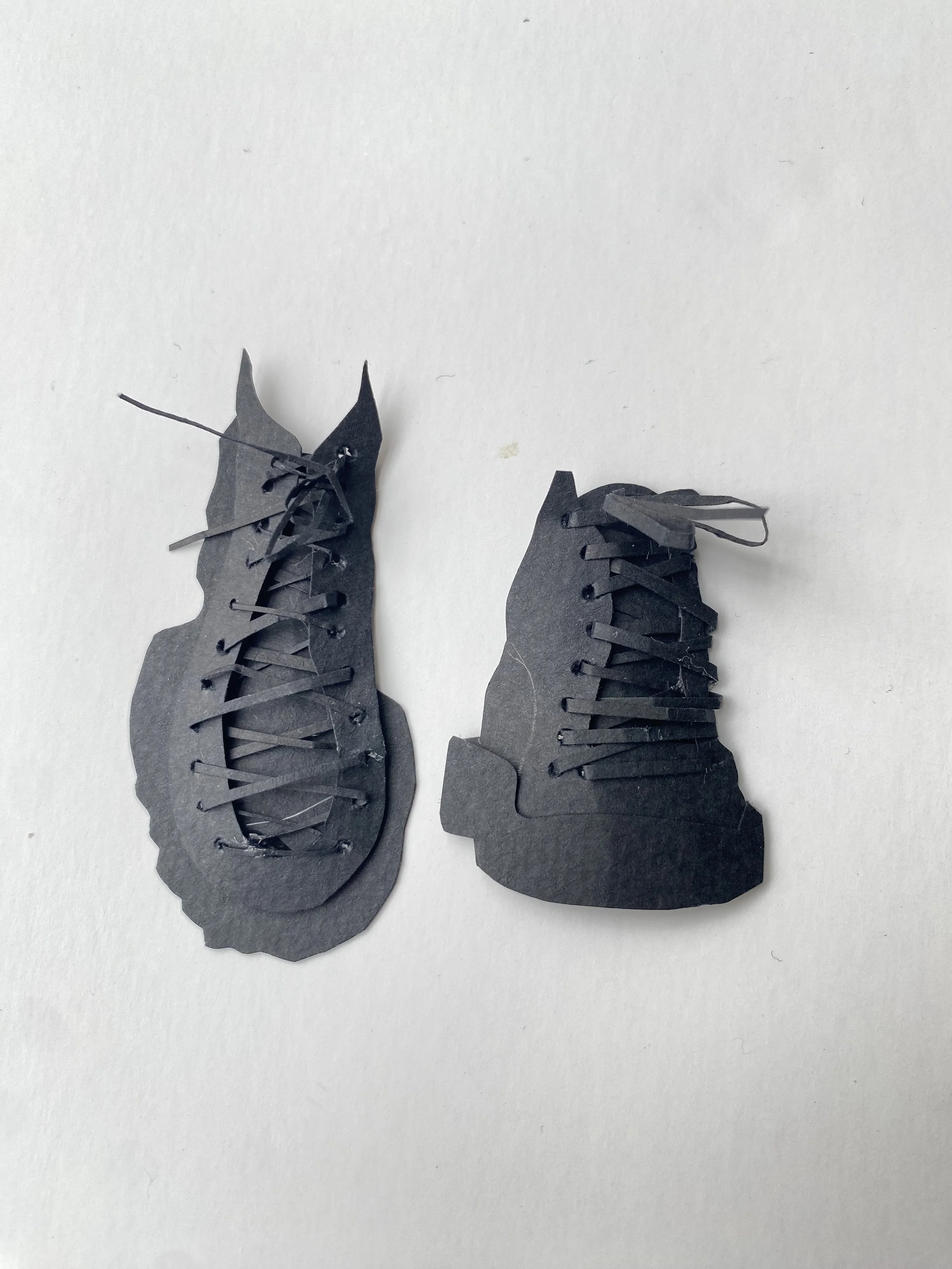 HENRIK VIBSKOV FW26 (DETAIL)