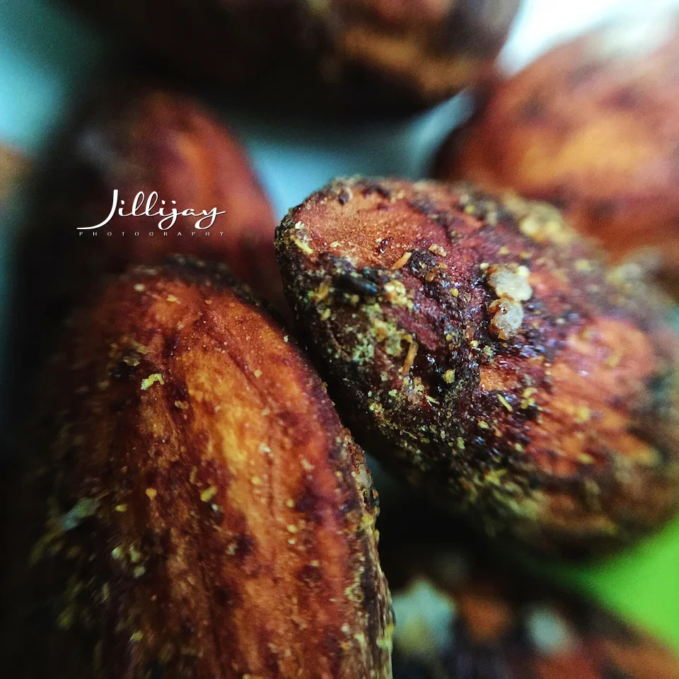 almond.jpg