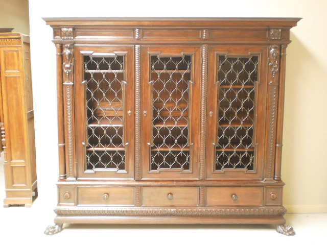 Italian Antique Renaissance style Bookcase
