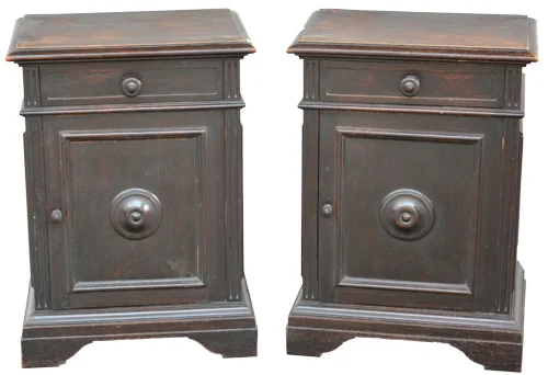 Antique Italian walnut Nitestands