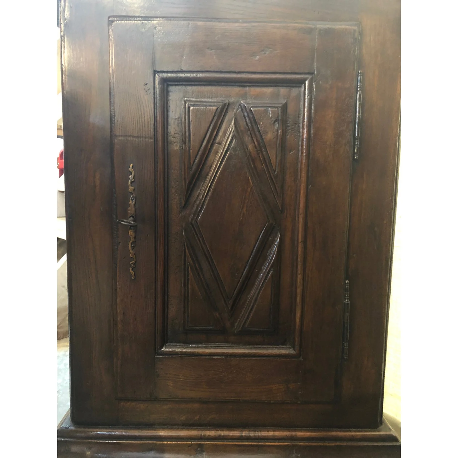 antique-italian-rustic-tuscan-farmhouse-credenza-with-1-key-door-0154.jpg