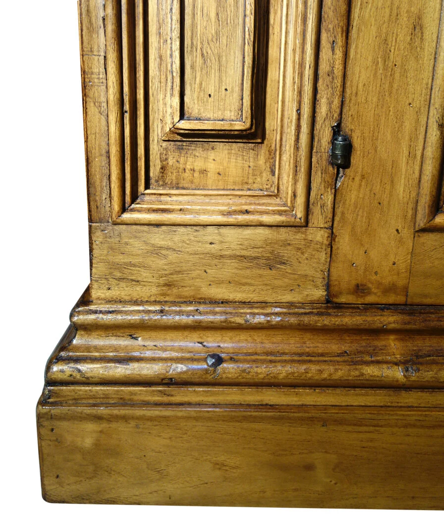 blonde walnut credenza (8).JPG