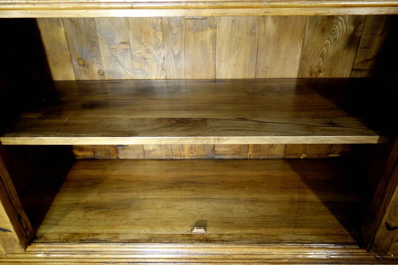 blonde walnut credenza (14).JPG
