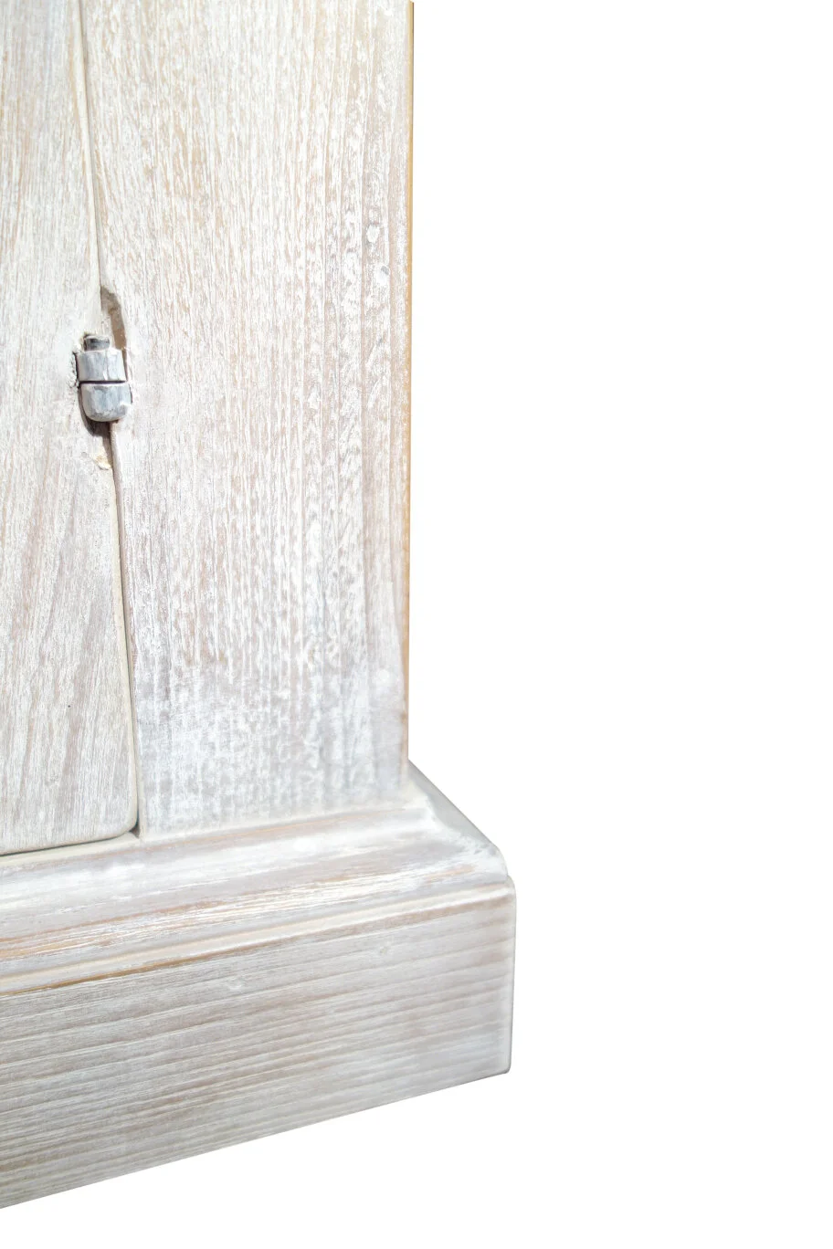 white credenza 3 doors (23).JPG