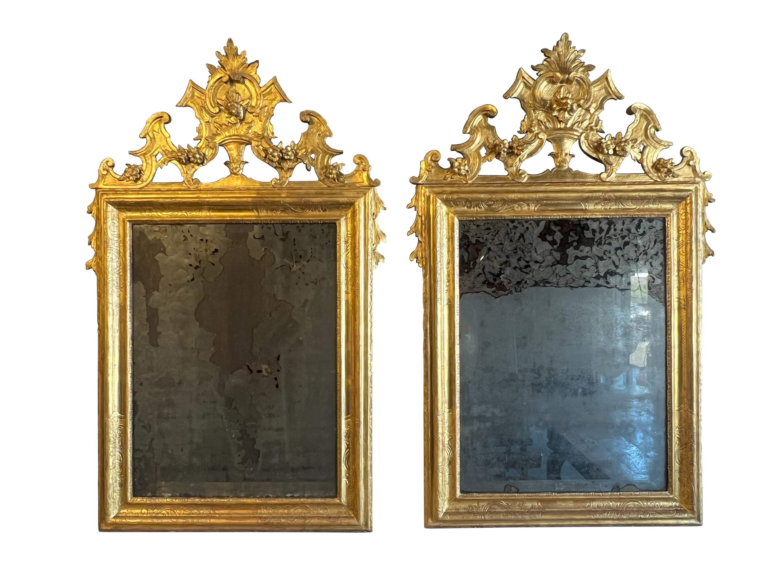 Incredible Antique Italian Pair of Luigi XIV 17th Century Gilded Mirrors