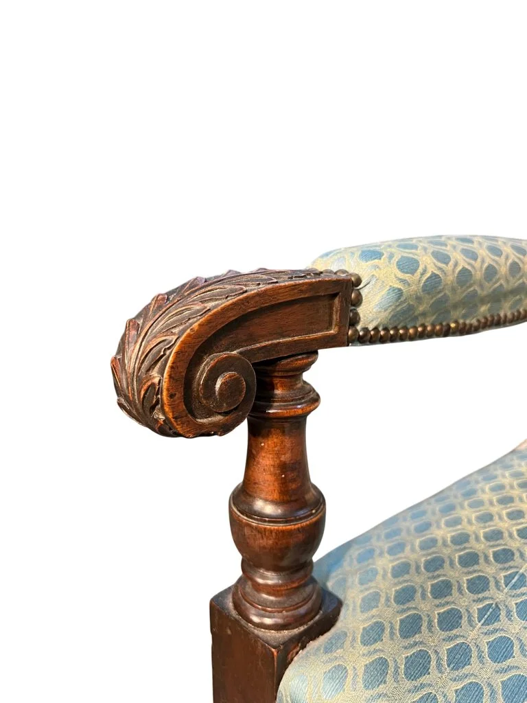 Italian Antique Renaissance Bench (4).jpg